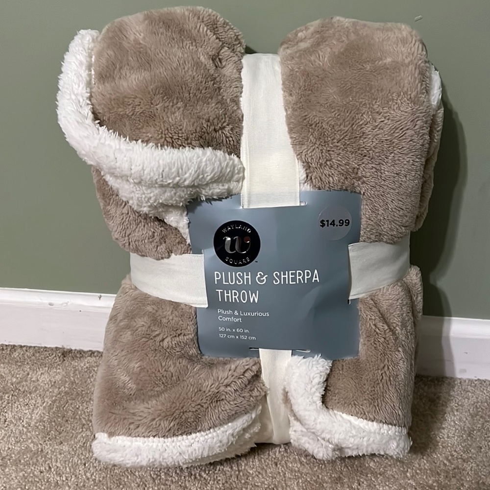 Wayland Square Plush & Sherpa Throw